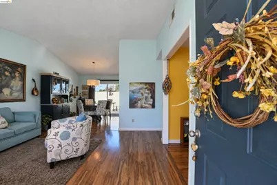 16 Dunes Ct, Antioch, CA 94509 - Photo 4