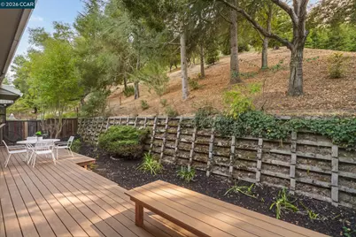 900 Augusta Dr, Moraga, CA 94556 - Photo 22