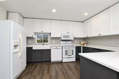 115 Roslyn Dr, Concord, CA 94518 - Photo 10