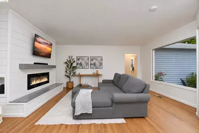 115 Roslyn Dr, Concord, CA 94518 - Photo 6