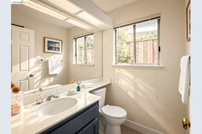 104 Bridgeview Ct, Crockett, CA 94525 - Photo 16