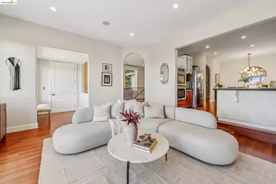 1109 Sterling Ave, Berkeley, CA 94708 - Photo 26