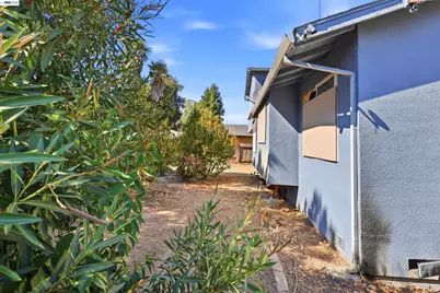 10010 Bexley Dr, Sacramento, CA 95827 - Photo 24
