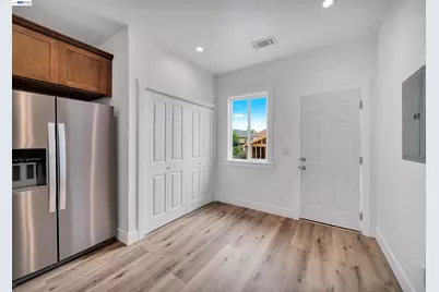 3035 Logan St, Oakland, CA 94601 - Photo 14
