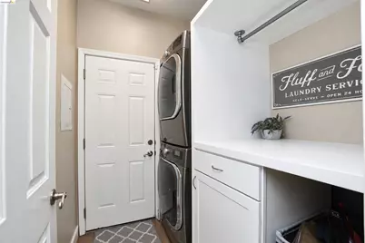 2454 Pacific Grove Ct, Discovery Bay, CA 94505 - Photo 16
