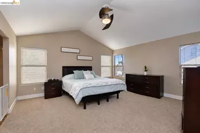2454 Pacific Grove Ct, Discovery Bay, CA 94505 - Photo 24