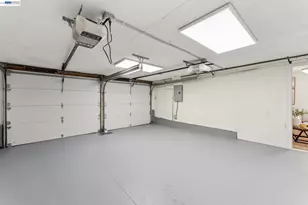 3039 Kansas St, Oakland, CA 94602 - Photo 64