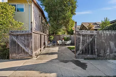 1927 Grant St, Berkeley, CA 94703 - Photo 32