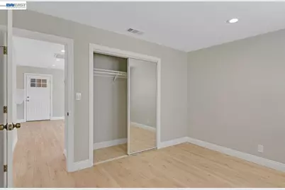 1631 Frisbie Ct, Concord, CA 94520 - Photo 10