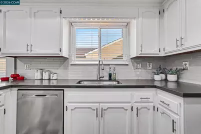2214 Pacheco Blvd, Martinez, CA 94553 - Photo 10