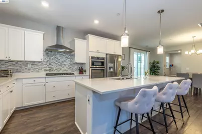 601 Chives Way, Walnut Creek, CA 94595 - Photo 8