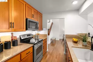 104 Vista Heights Rd, El Cerrito, CA 94530 - Photo 12