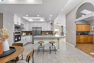 19431 Garrison Ave, Castro Valley, CA 94546 - Photo 28