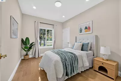 1377 Piemonte Dr, Pleasanton, CA 94566 - Photo 30