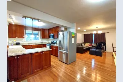 864 San Francisco Ave, South Lake Tahoe, CA 96150 - Photo 2