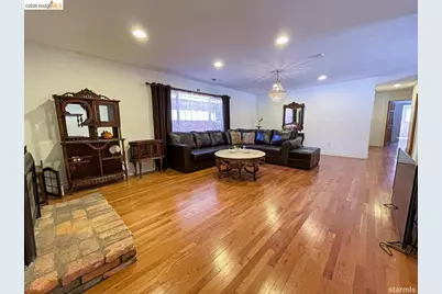 864 San Francisco Ave, South Lake Tahoe, CA 96150 - Photo 10