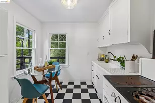 273 Beauforest Dr, Oakland, CA 94611 - Photo 6