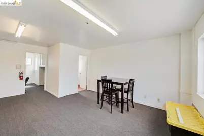 1240 47th Ave, Oakland, CA 94601 - Photo 10