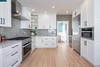 3370 Stage Coach Dr, Lafayette, CA 94549 - Photo 8