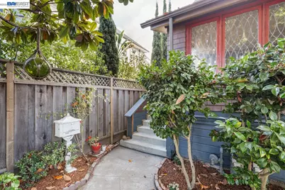 1278 Weber St, Alameda, CA 94501 - Photo 12