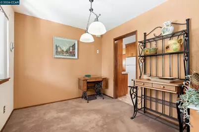2383 Mountain View Dr, Concord, CA 94520 - Photo 6