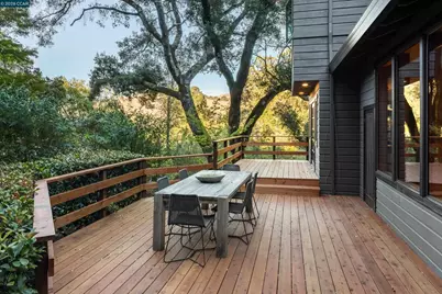 1070 Bollinger Canyon Rd, Moraga, CA 94556 - Photo 30