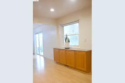 1140 Los Palos Ct, Pittsburg, CA 94565 - Photo 8