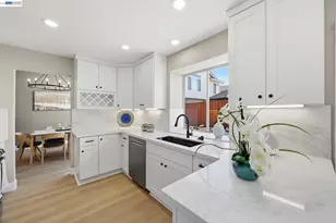 29087 Gillingham Ln, Hayward, CA 94544 - Photo 16