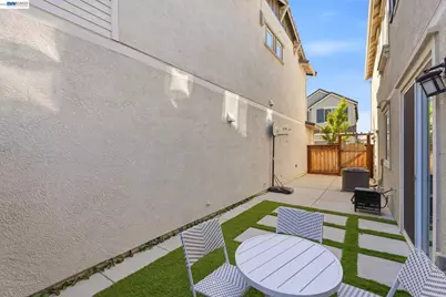 163 Prusiner Ln, Mountain House, CA 95391 - Photo 26