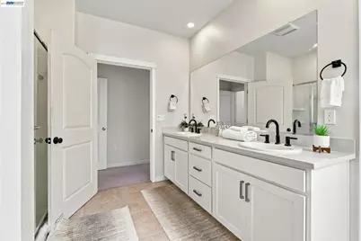 163 Prusiner Ln, Mountain House, CA 95391 - Photo 18
