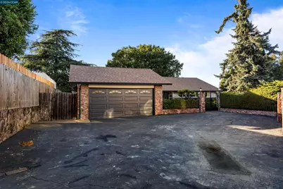 36 Christopher Ct, El Sobrante, CA 94803 - Photo 2