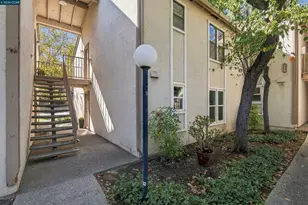 375 Camelback Rd, Pleasant Hill, CA 94523 - Photo 20