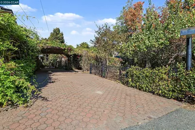 401 Mayhew Way, Walnut Creek, CA 94598 - Photo 30