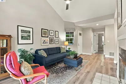 7520 Canyon Meadow Cir #D, Pleasanton, CA 94588 - Photo 4