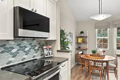 7520 Canyon Meadow Cir #D, Pleasanton, CA 94588 - Photo 12