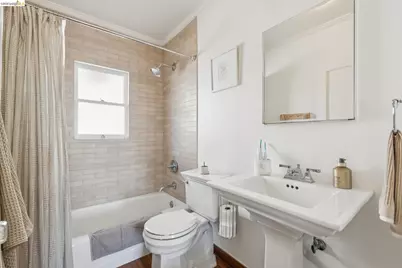 118 Greenbank Ave, Piedmont, CA 94611 - Photo 30