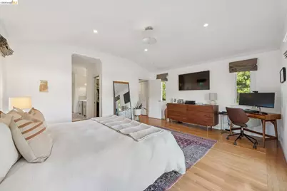 118 Greenbank Ave, Piedmont, CA 94611 - Photo 24