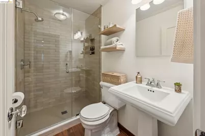 118 Greenbank Ave, Piedmont, CA 94611 - Photo 34