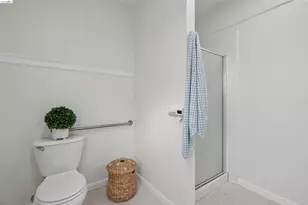 2923 Wheeler St, Berkeley, CA 94705 - Photo 14