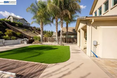 9241 Tea Tree Ct, Gilroy, CA 95020 - Photo 12