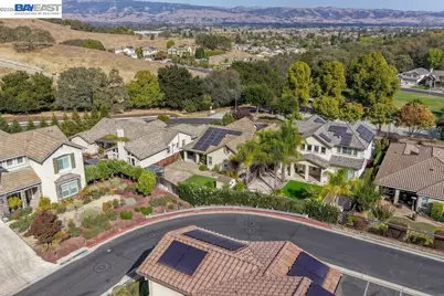 9241 Tea Tree Ct, Gilroy, CA 95020 - Photo 6