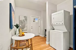 7099 Pinehaven Rd, Oakland, CA 94611 - Photo 58