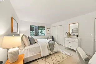 7099 Pinehaven Rd, Oakland, CA 94611 - Photo 32