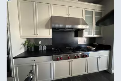 132 Dunfirth Ct, Hayward, CA 94542 - Photo 8