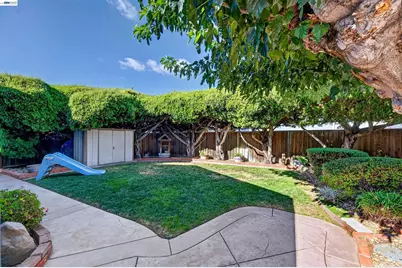 1647 Harvest Rd, Pleasanton, CA 94566 - Photo 30