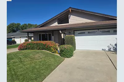 927 Howard Ave, Gilroy, CA 95020 - Photo 2
