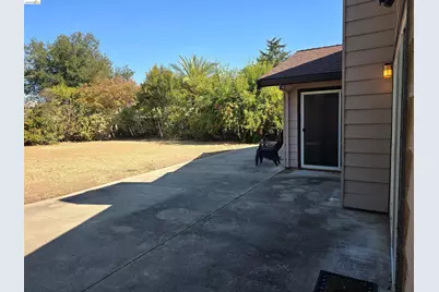 927 Howard Ave, Gilroy, CA 95020 - Photo 24