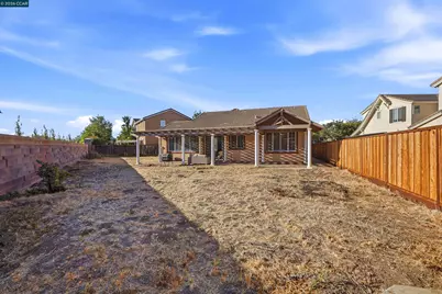 568 Farrington St, Mountain House, CA 95391 - Photo 34