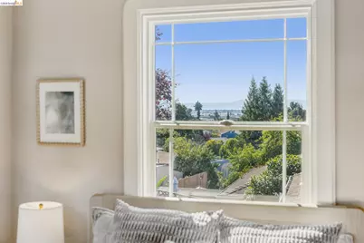2836 Rawson St, Oakland, CA 94619 - Photo 40