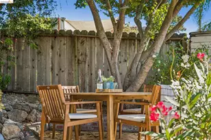 2836 Rawson St, Oakland, CA 94619 - Photo 56
